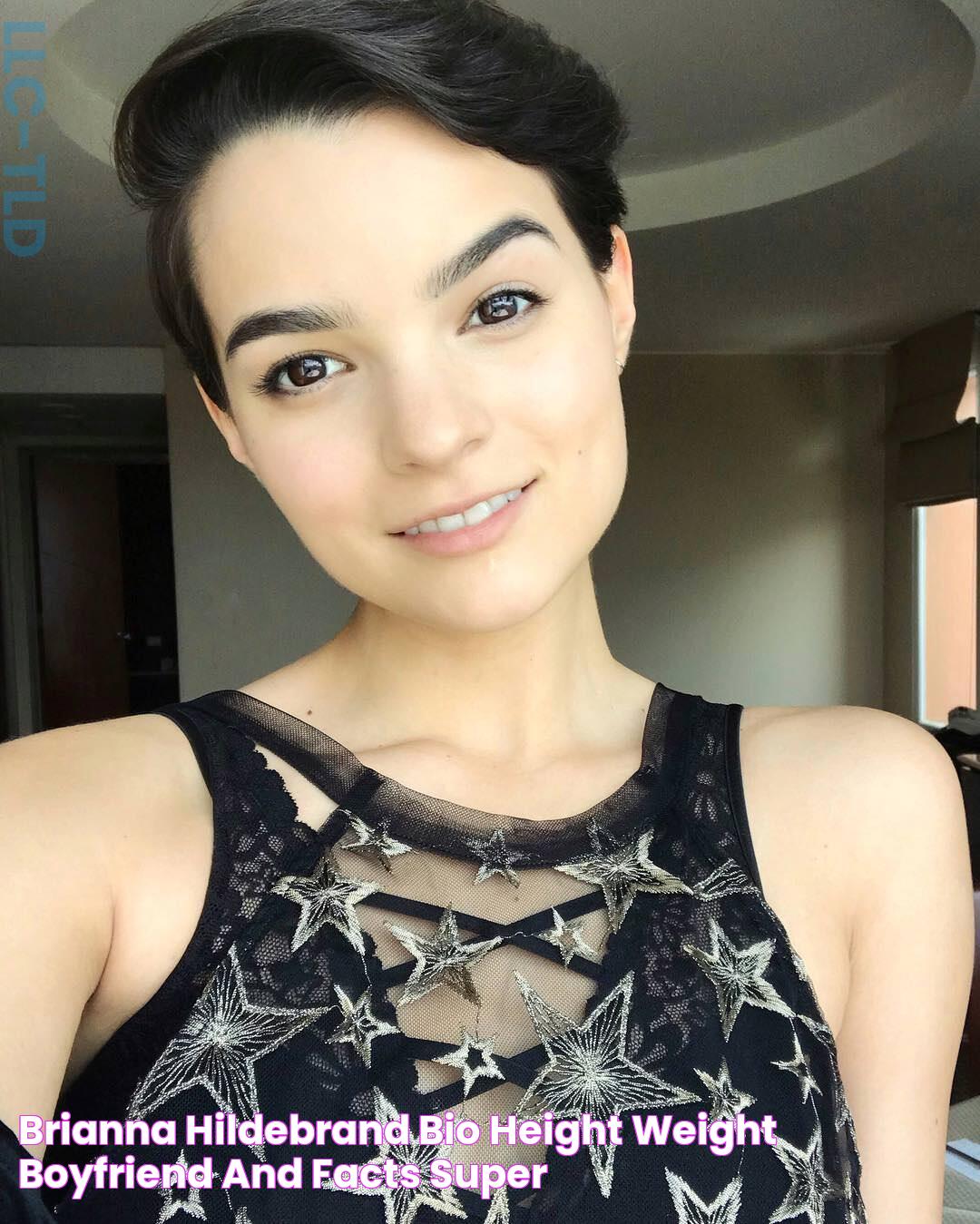 Brianna Hildebrand Bio, Height, Weight, Boyfriend and Facts Super