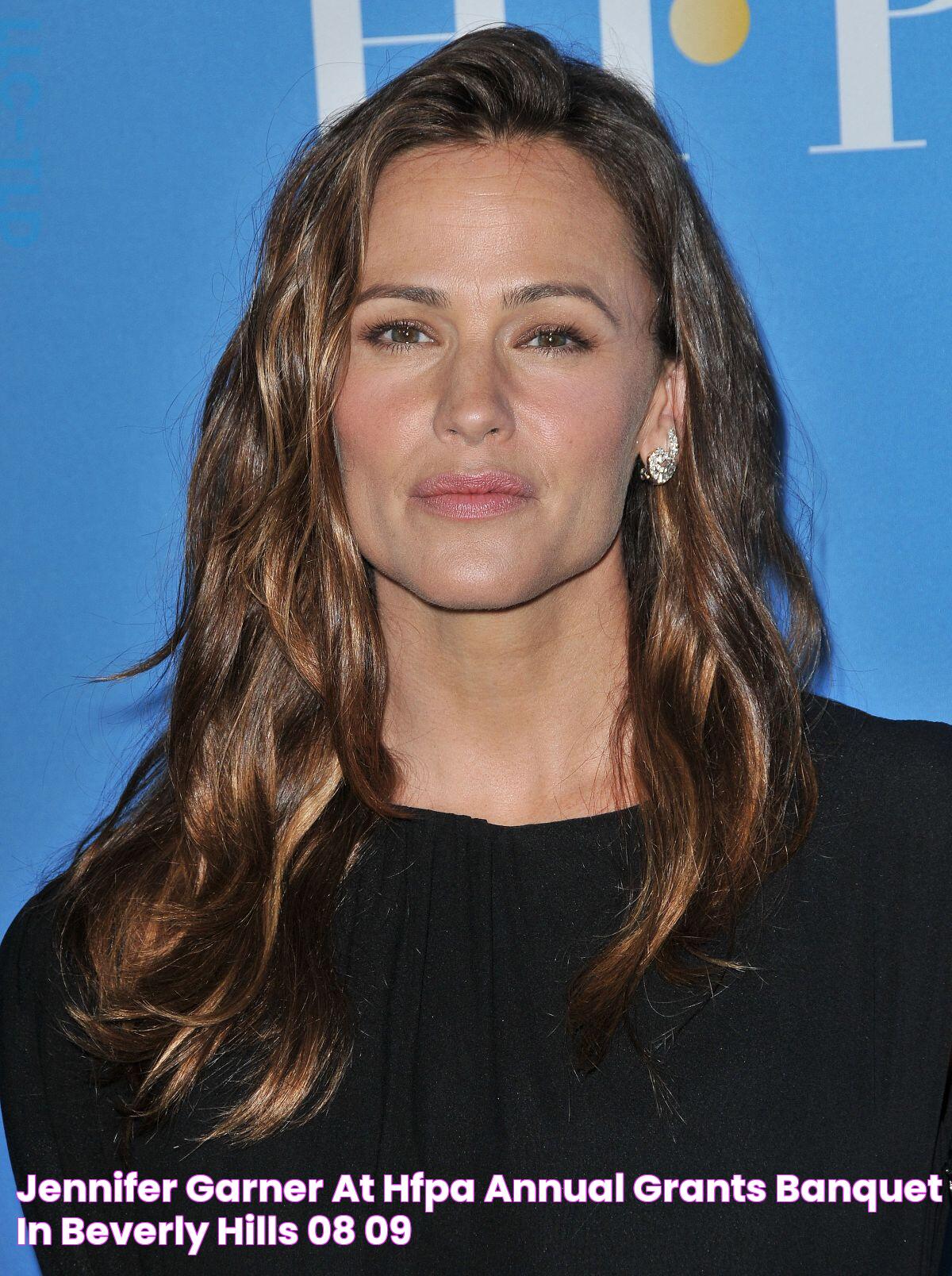 JENNIFER GARNER at HFPA Annual Grants Banquet in Beverly Hills 08/09