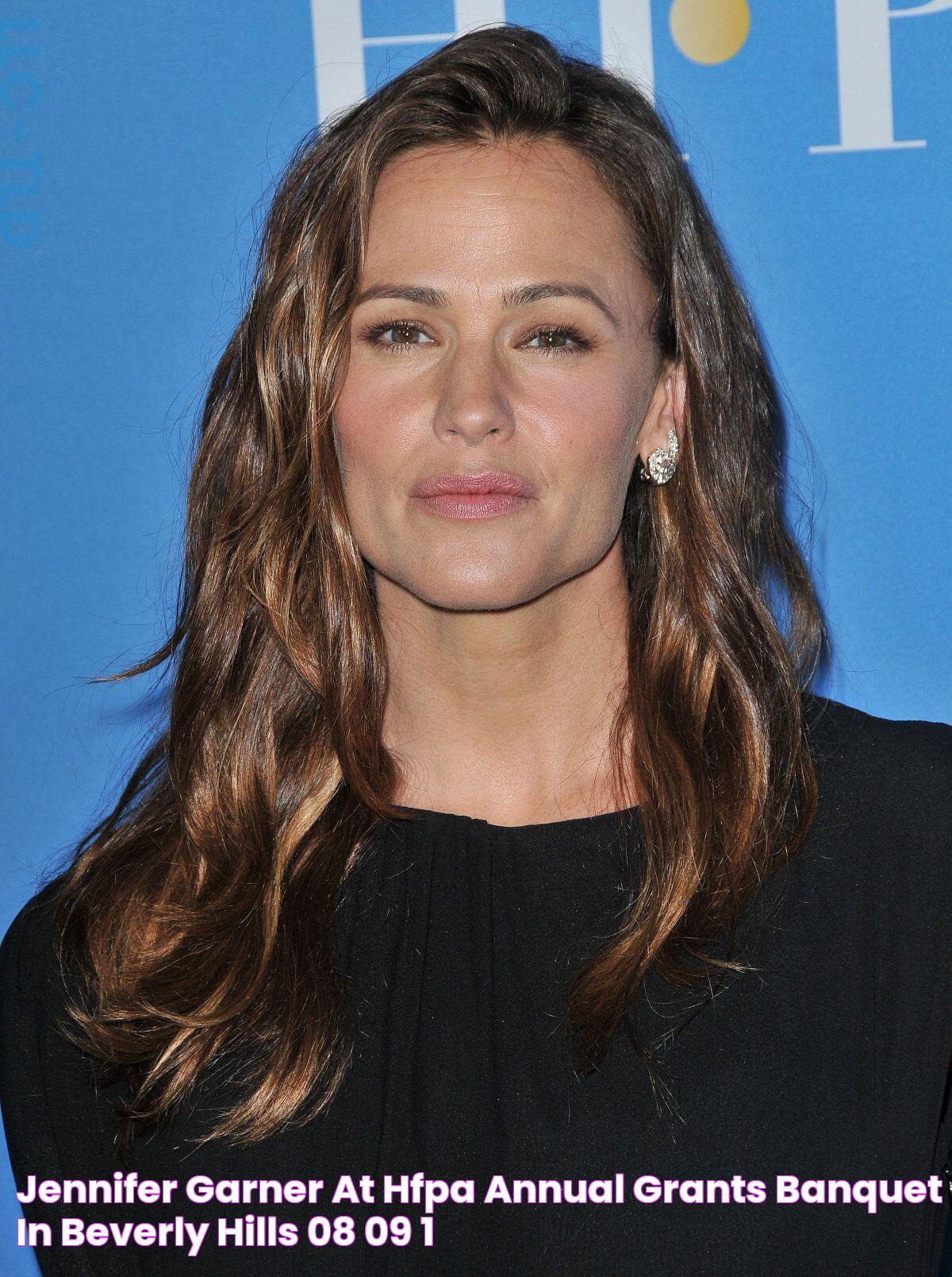 JENNIFER GARNER at HFPA Annual Grants Banquet in Beverly Hills 08/09