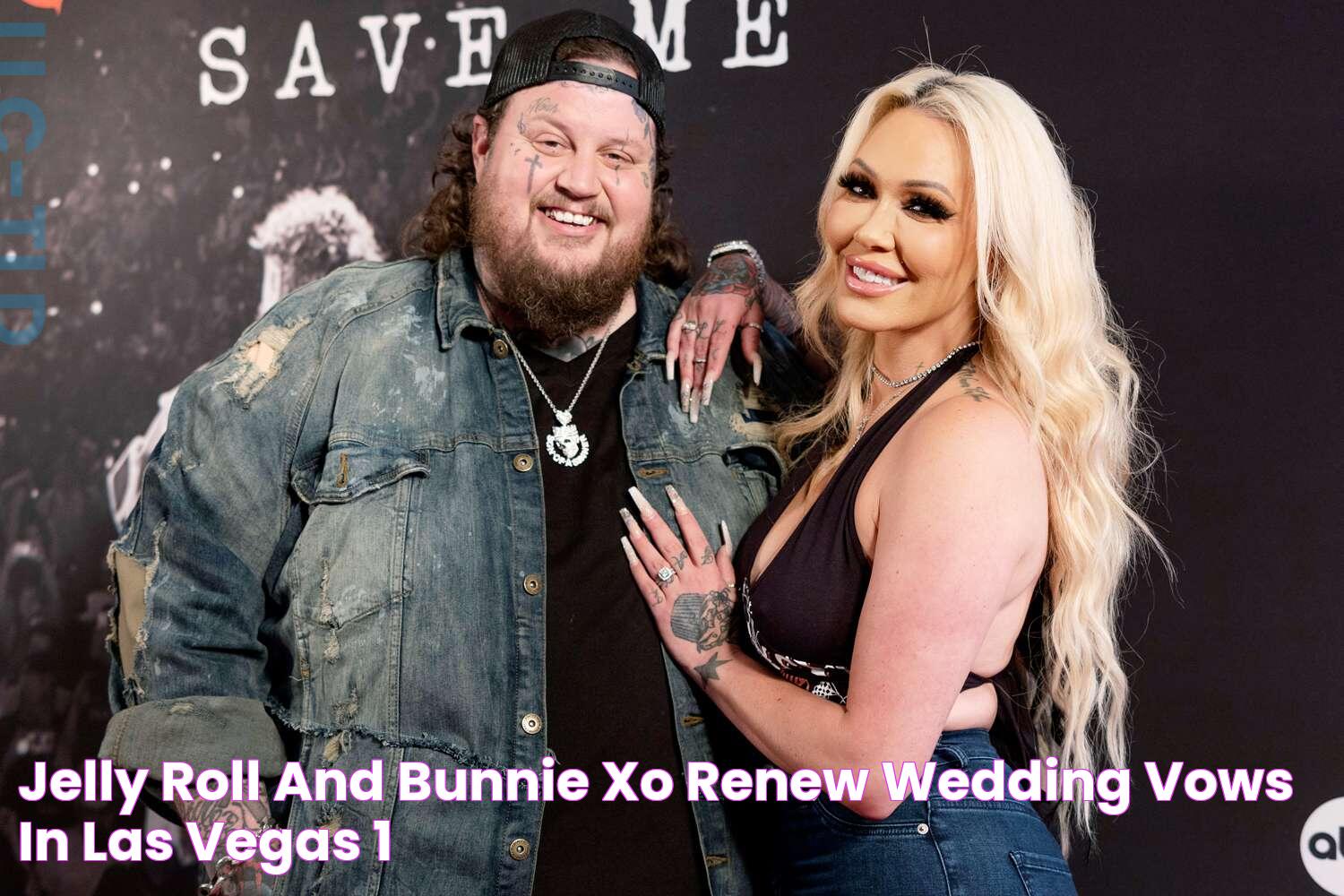 Jelly Roll and Bunnie XO Renew Wedding Vows in Las Vegas