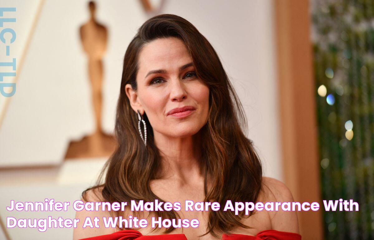 Jennifer Garner Makes Rare Appearance With Daughter at White House