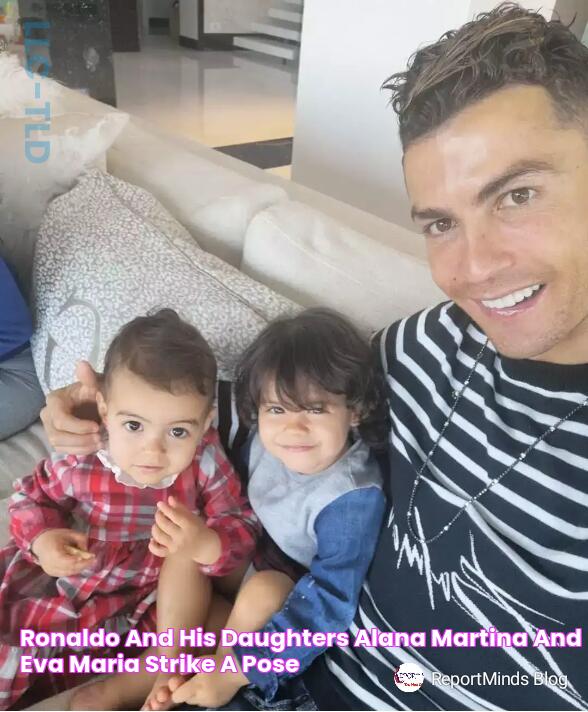 Ronaldo And His Daughters, Alana Martina And Eva Maria Strike A Pose