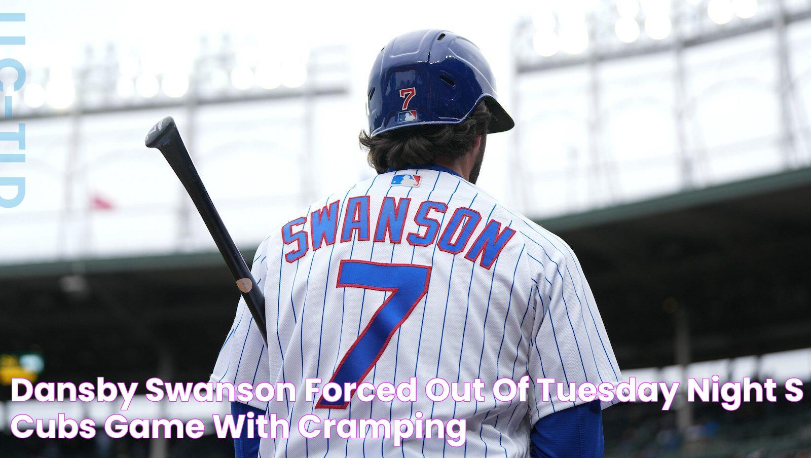 Dansby Swanson forced out of Tuesday night's Cubs game with cramping