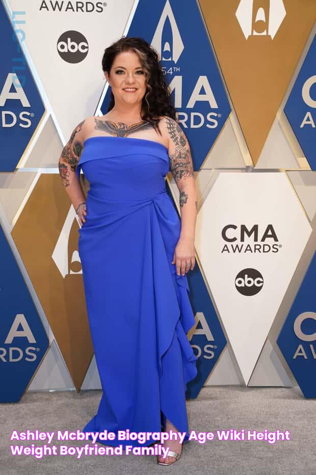 Ashley McBryde Biography, Age, Wiki, Height, Weight, Boyfriend, Family