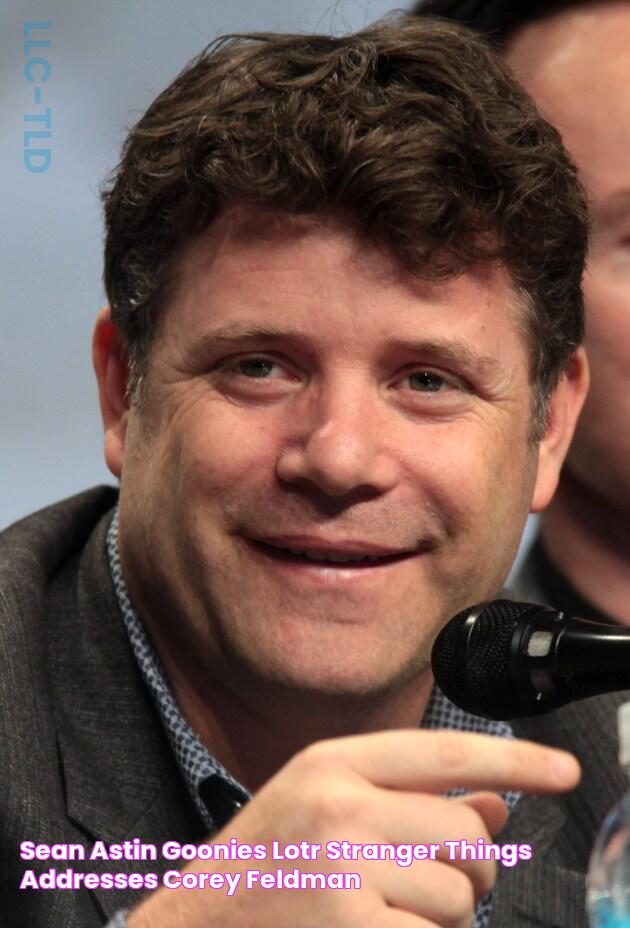 Sean Astin (Goonies / LOTR / Stranger Things) addresses Corey Feldman