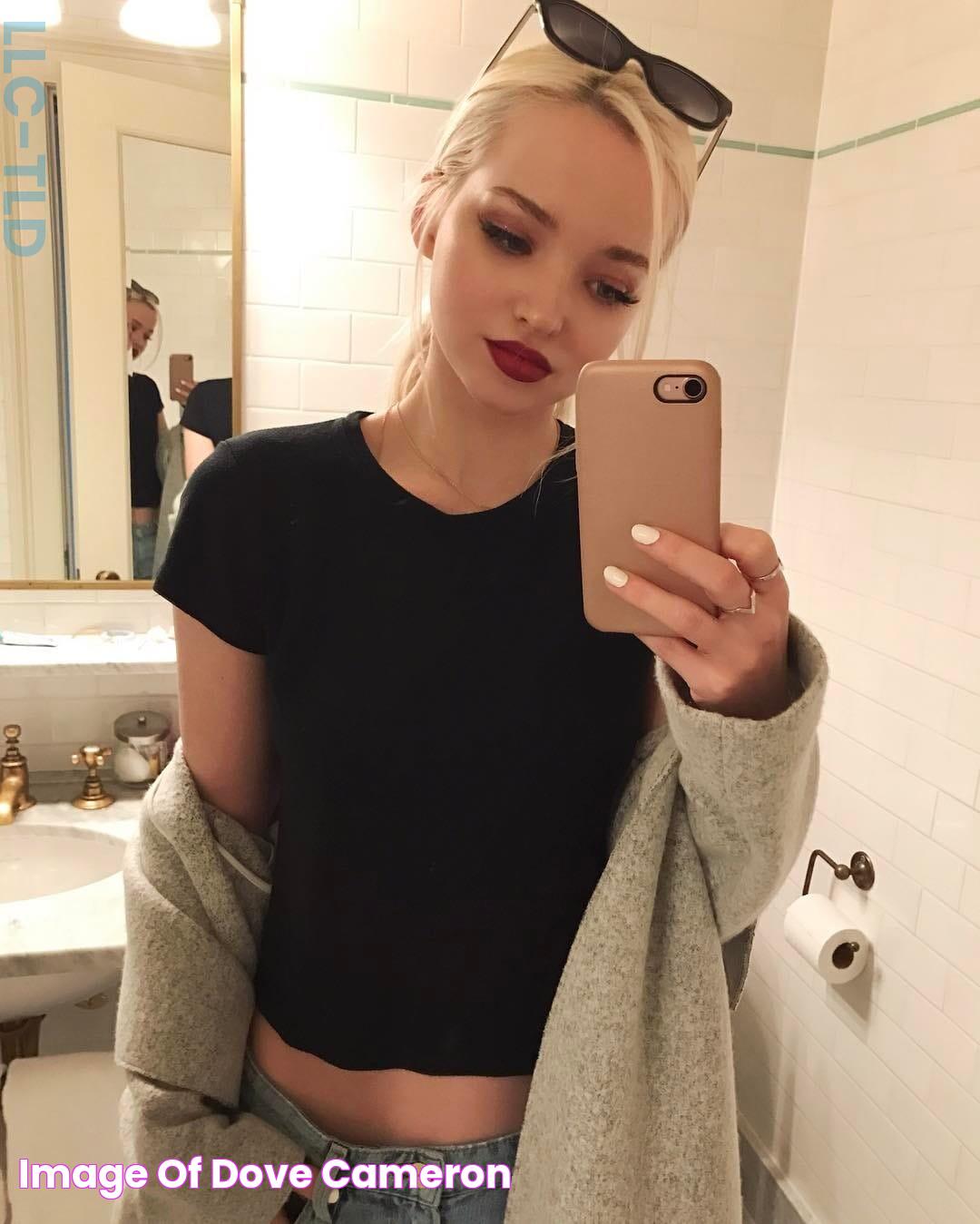 Image of Dove Cameron