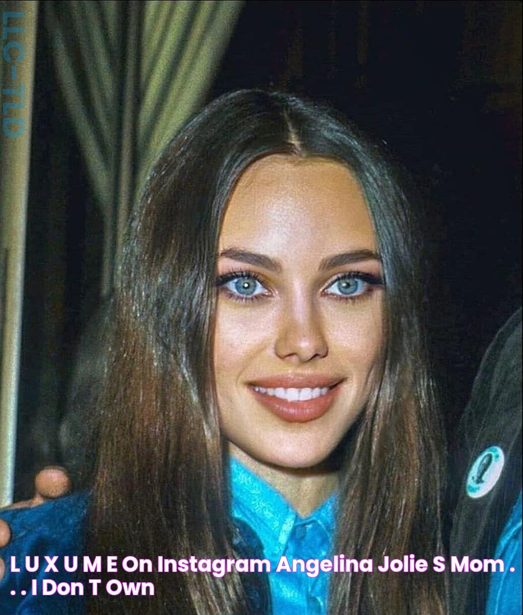 L U X U M E® on Instagram “Angelina Jolie's mom 😍 . . . (I don't own