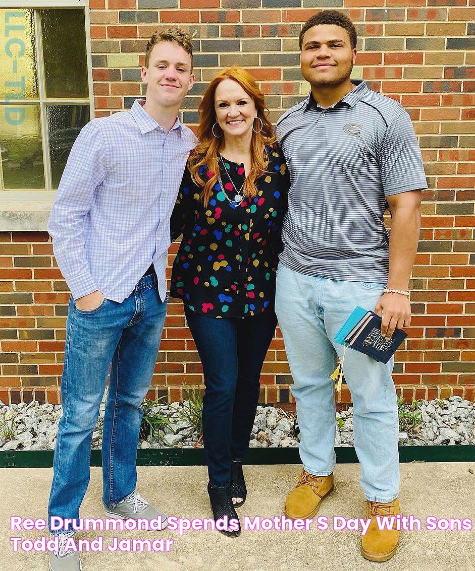 Ree Drummond Spends Mother's Day with Sons Todd and Jamar