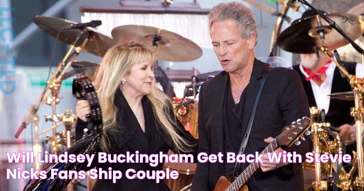 Will Lindsey Buckingham get back with Stevie Nicks? Fans ship couple