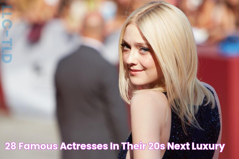 28 Famous Actresses in Their 20s Next Luxury