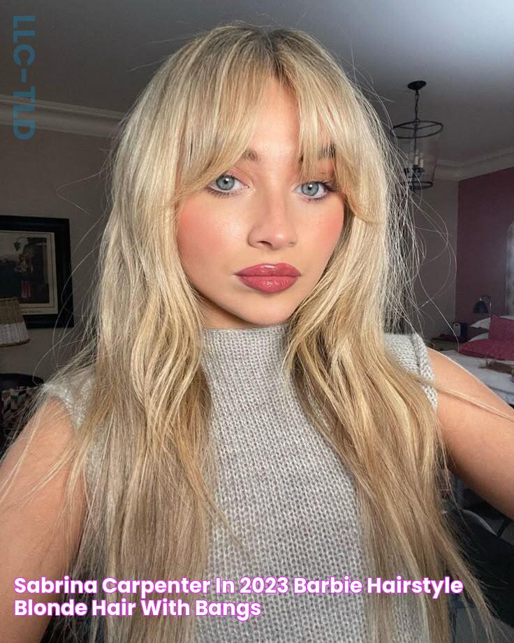 sabrina carpenter in 2023 Barbie hairstyle, Blonde hair with bangs