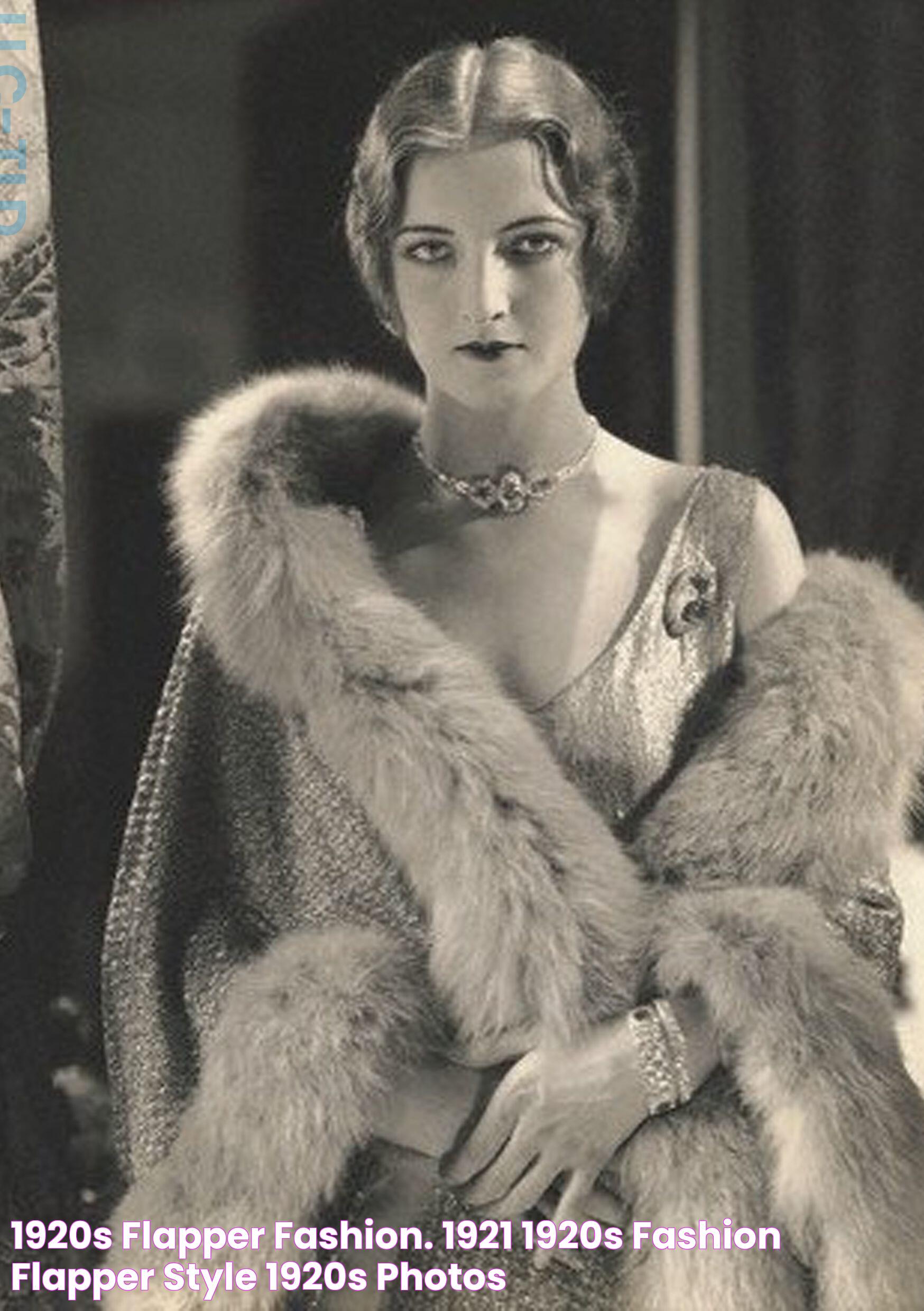 1920s flapper fashion. 1921 … 1920s fashion, Flapper style, 1920s photos