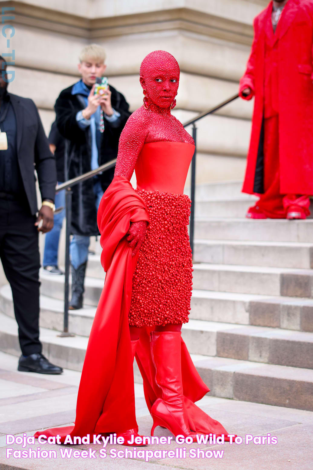 Doja Cat and Kylie Jenner Go Wild to Paris Fashion Week’s Schiaparelli Show