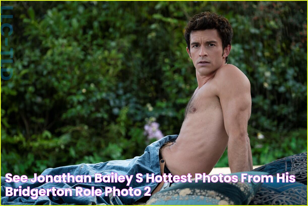 See Jonathan Bailey's Hottest Photos from His 'Bridgerton' Role Photo