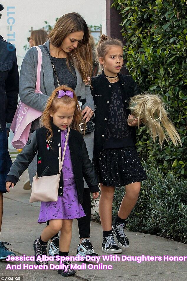 Jessica Alba spends day with daughters Honor and Haven Daily Mail Online