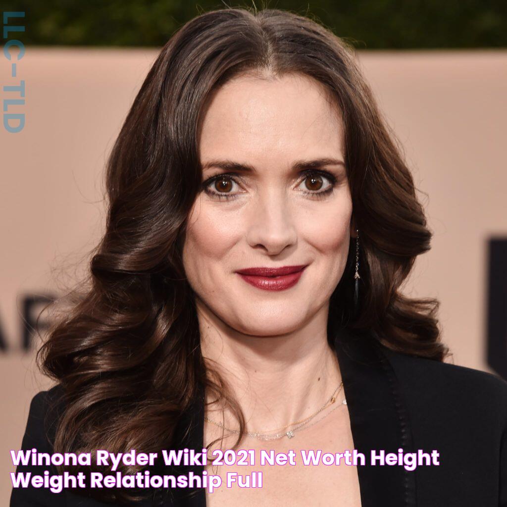 Winona Ryder Wiki 2021 Net Worth, Height, Weight, Relationship & Full