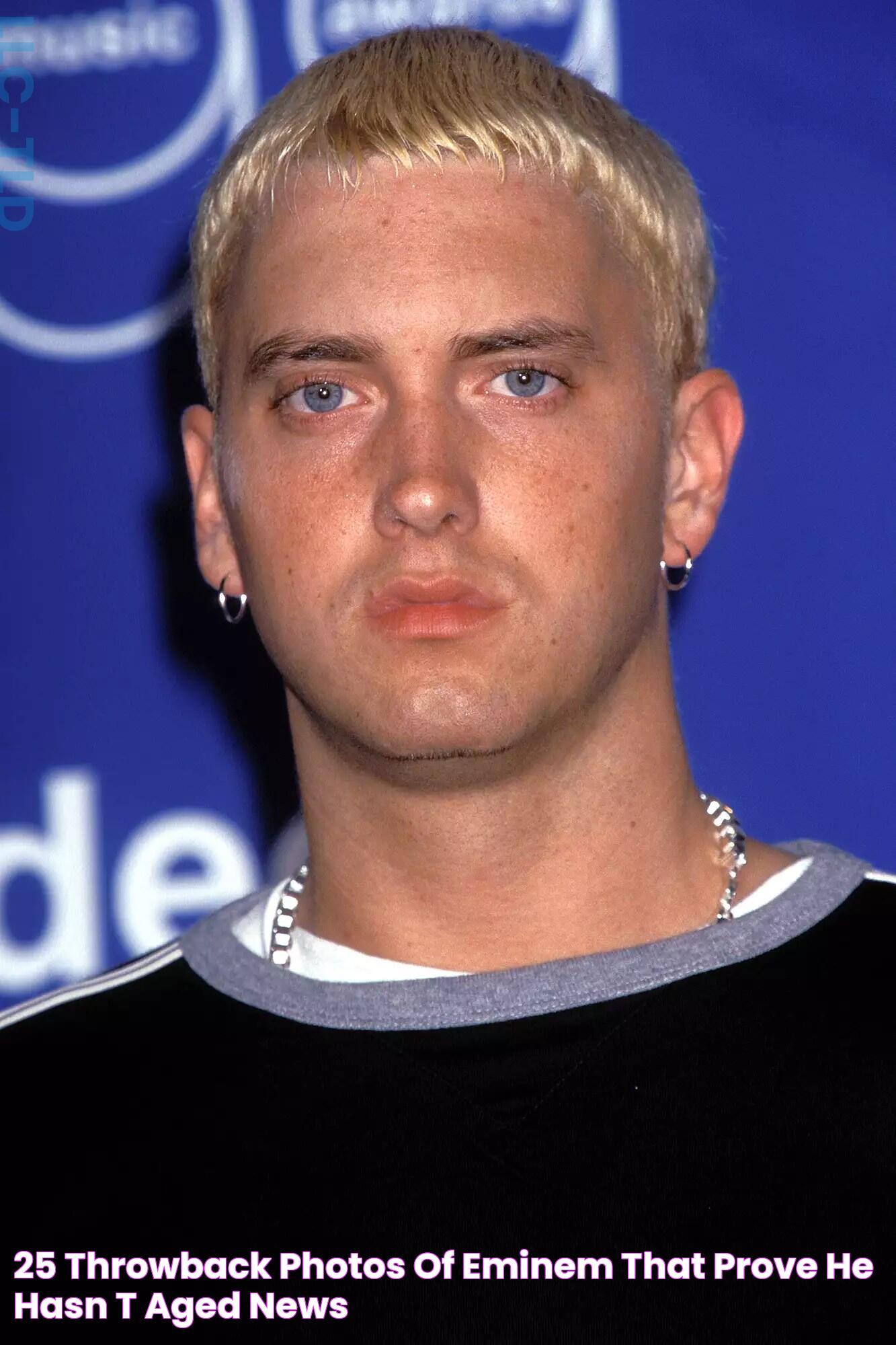 25 Throwback Photos of Eminem That Prove He Hasn't Aged News