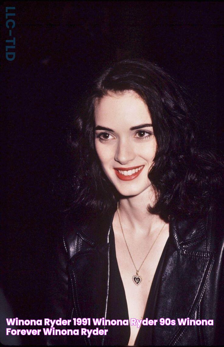 Winona Ryder (1991) Winona ryder 90s, Winona forever, Winona ryder