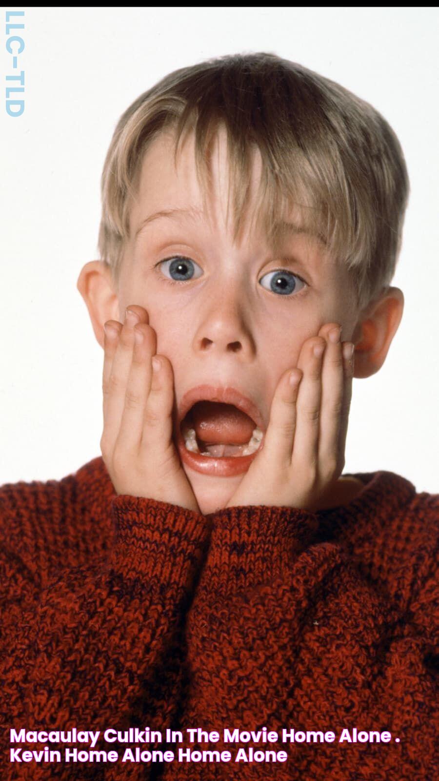 Macaulay Culkin in the movie 'Home Alone'. Kevin Home Alone, Home Alone