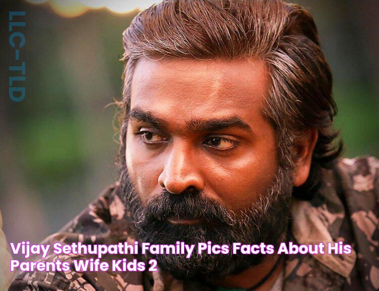 Vijay Sethupathi Family Pics & Facts About His Parents, Wife & Kids