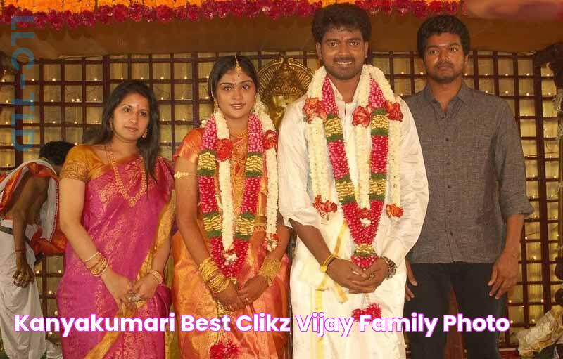 Kanyakumari best clikz Vijay Family photo